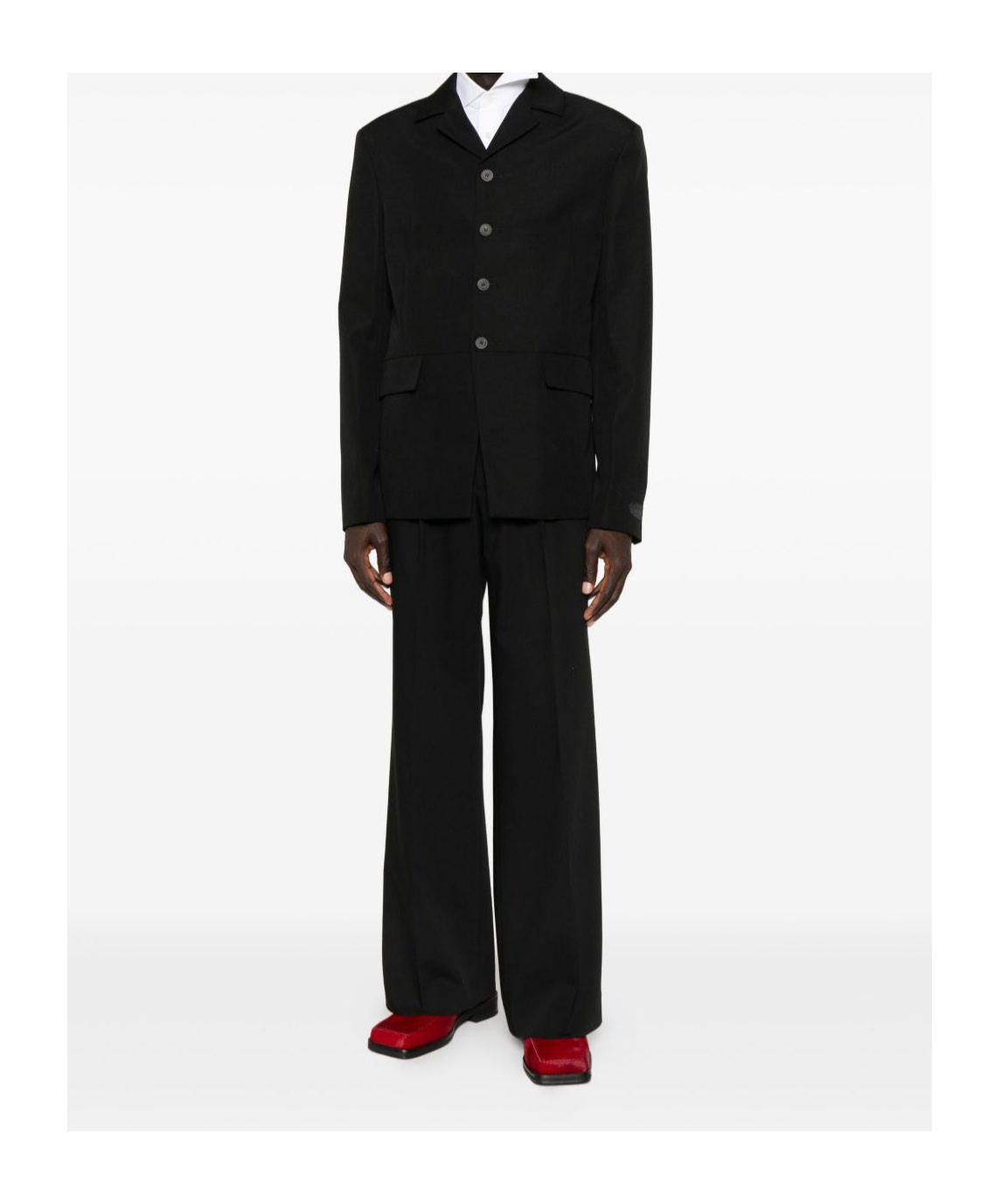 Jacquemus Long Sleeve Single Breasted Blazer With Pockets In Black