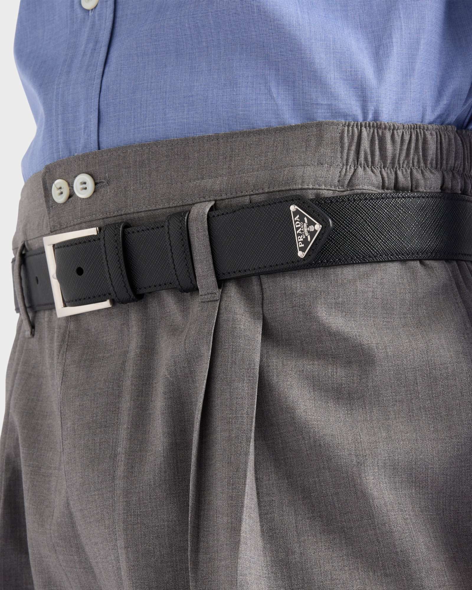 Prada Men Cintura In Pelle Saffiano Con Triangolo Logo In Black