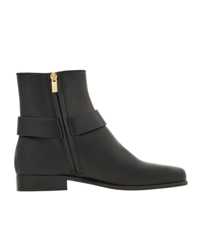 Ferragamo Gancini Ornament Ankle Boot In Black