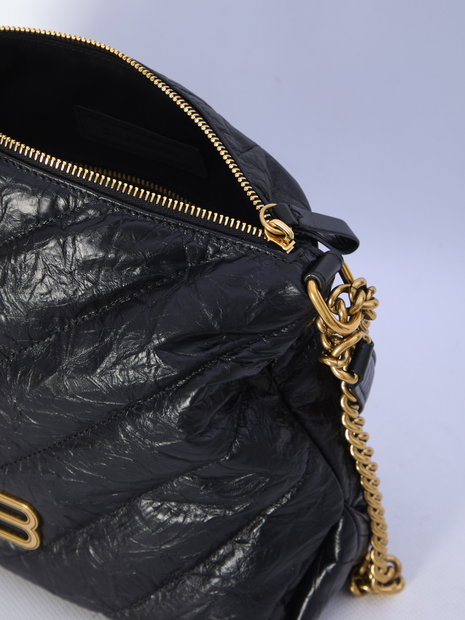 Balenciaga Crush Zipper Handbag In Black