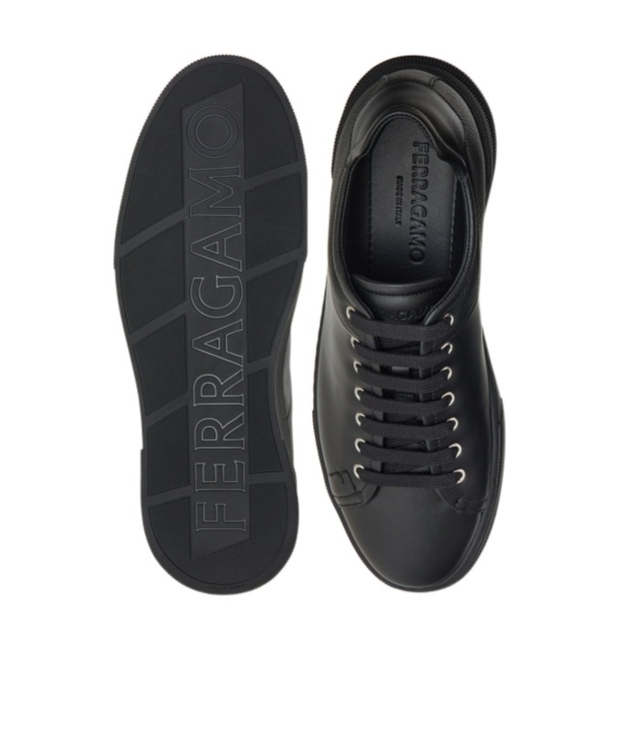Ferragamo Low-top Trainers In Black