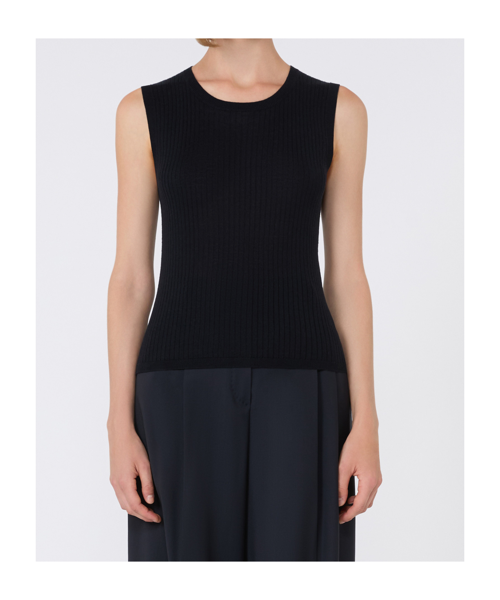 Max Mara Silk And Wool Yarn Top In Black