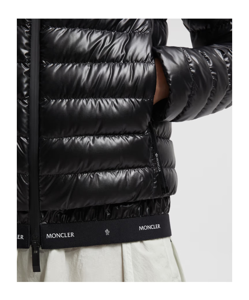Moncler Doudoune Courte Epigeo In Black