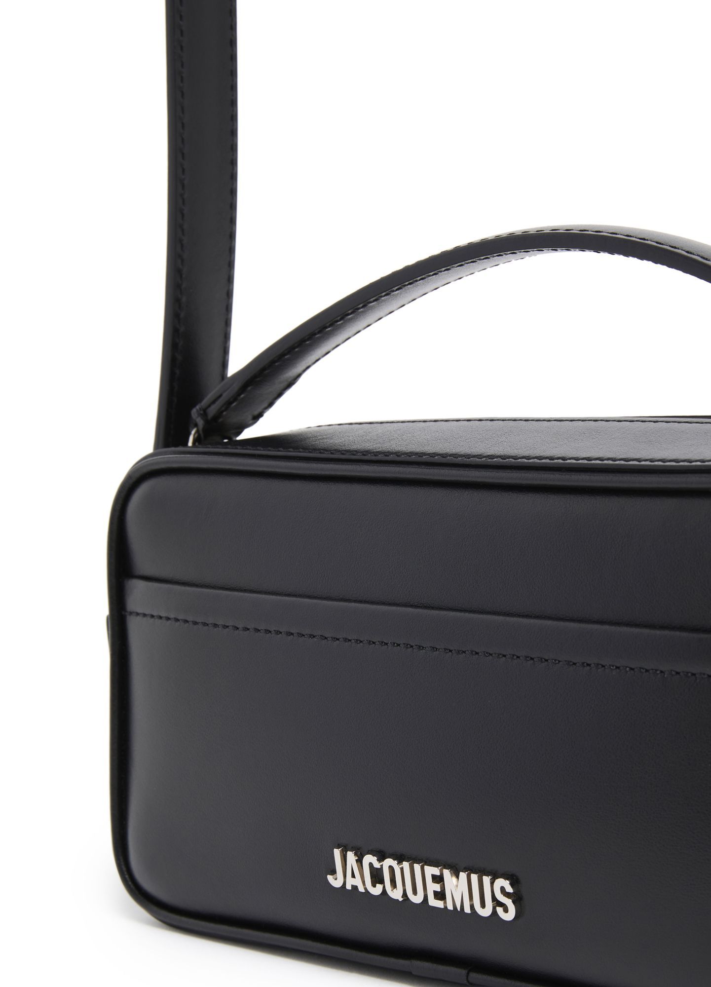 Shop Jacquemus Baneto Shoulder Bag In Black