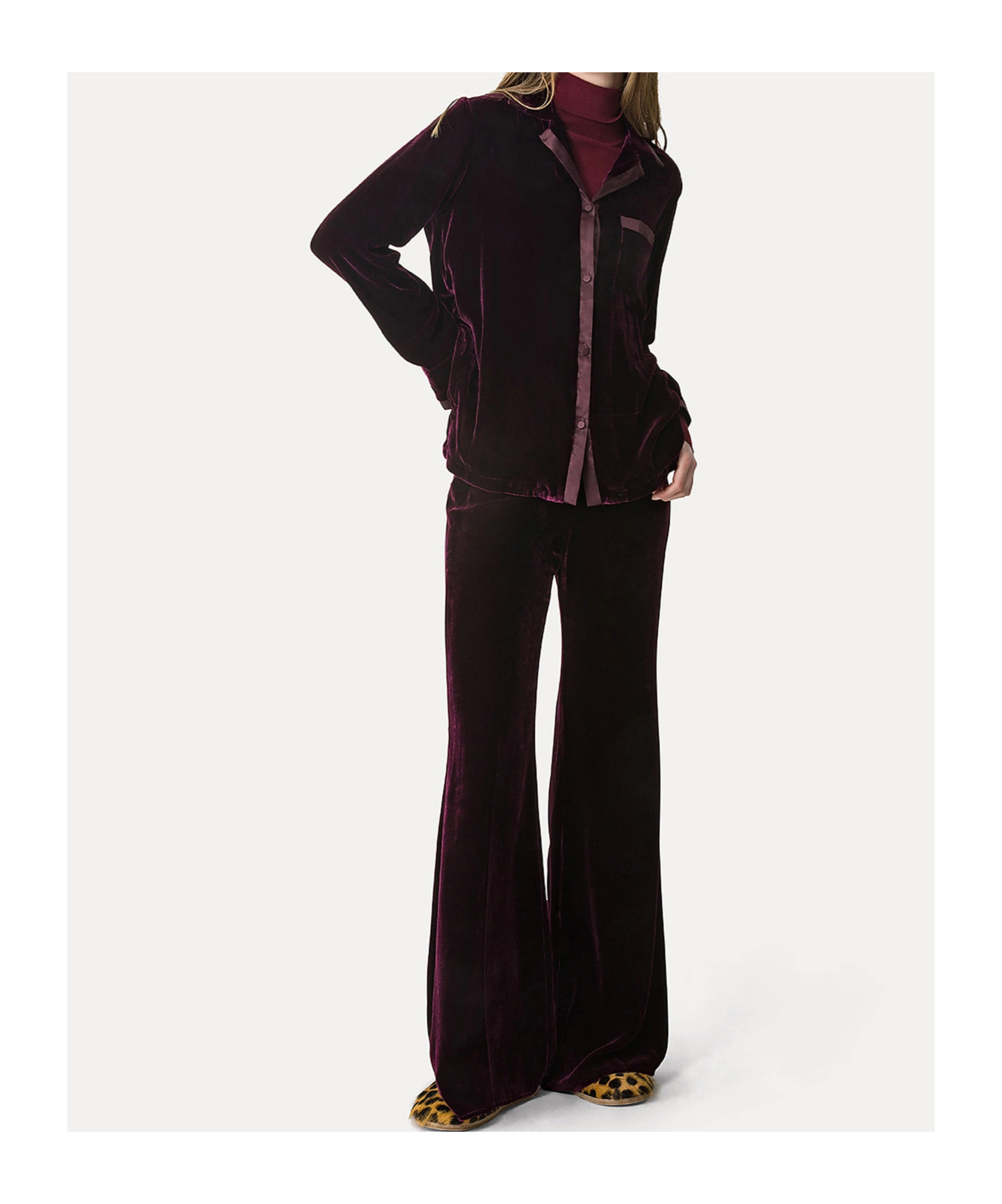 Forte Forte Plainvelvet Shirt With A Relaxed Fit And Satin Detailing In Black