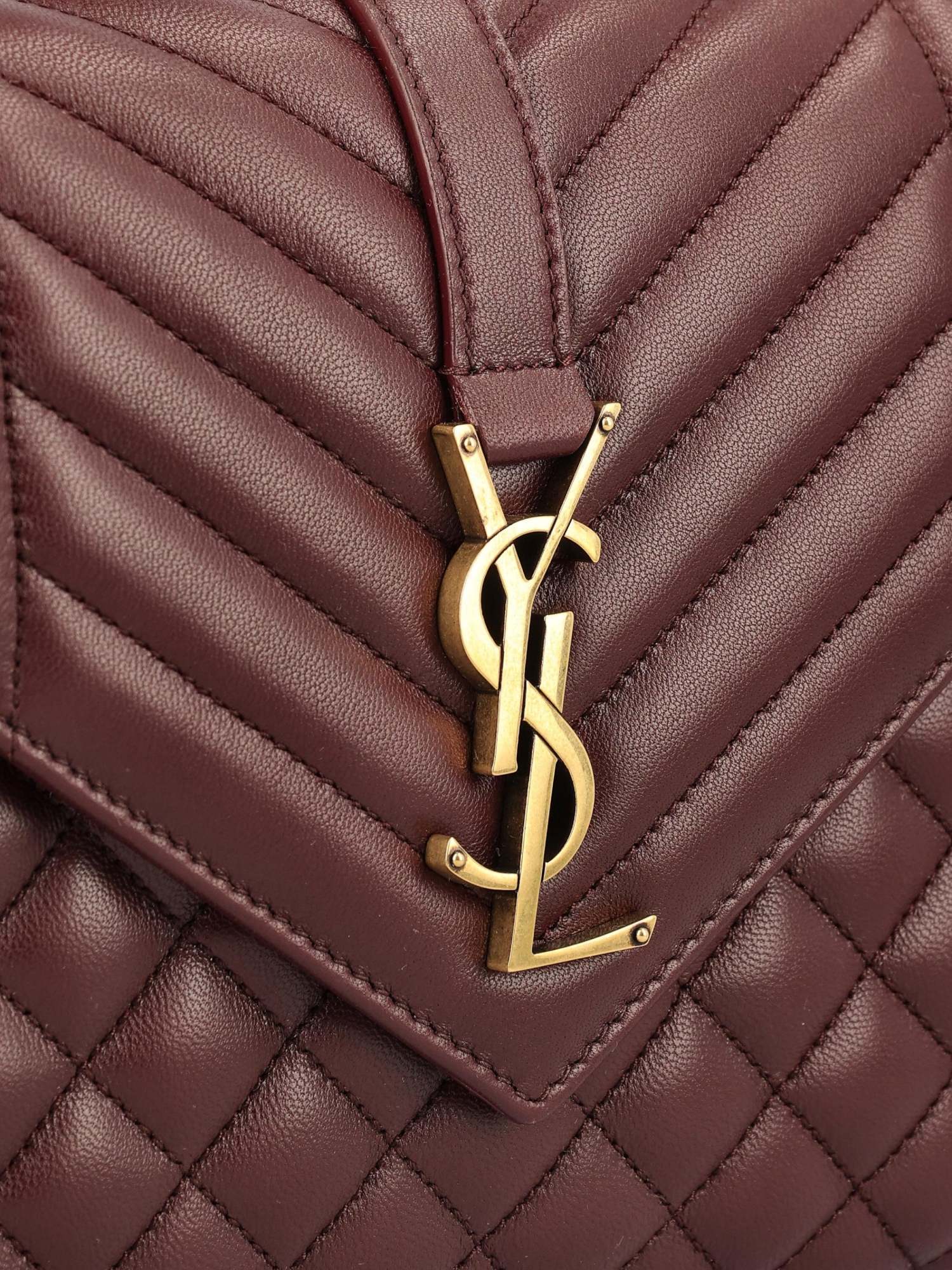 Saint Laurent Envelope Medium Shoulder Bag In Red