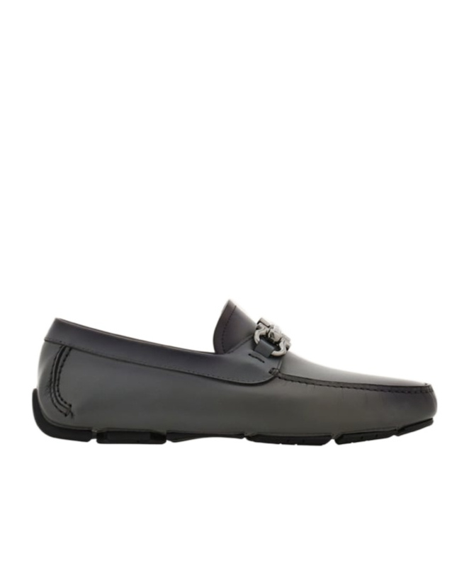 Shop Ferragamo Buckled Business Casual Shoes In Black