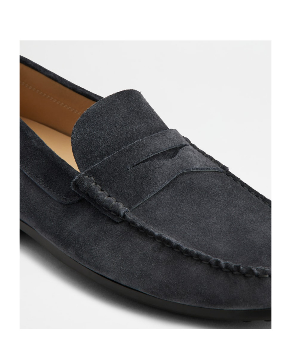 Tod's Gommino Suede Loafers In Black