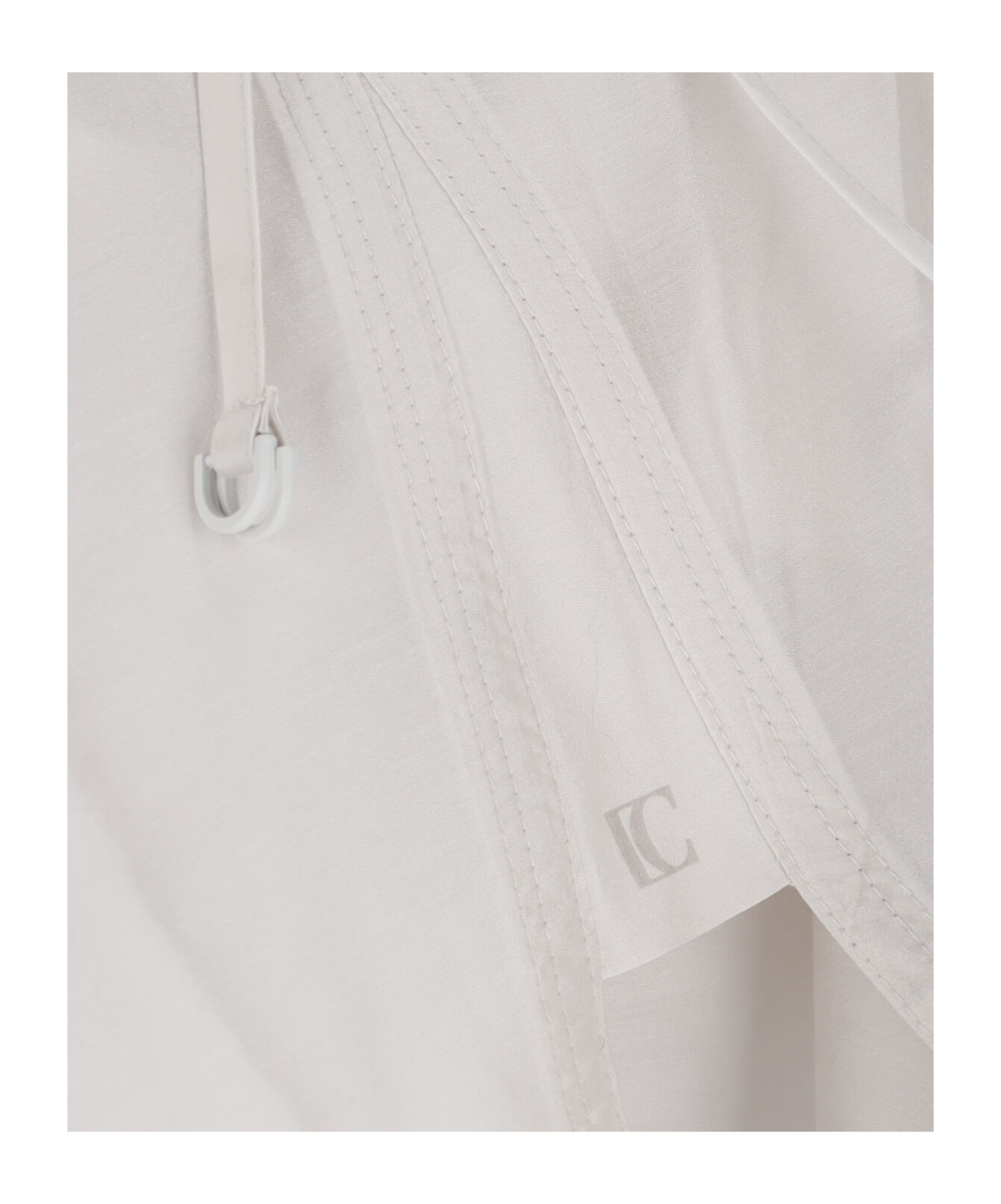 Low Classic White Shirt With Classic Collar And Rear Strap In Tech Fabric Woman