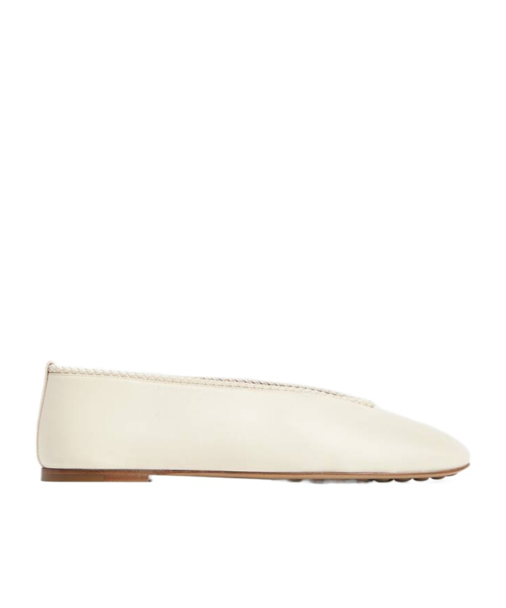 Bottega Veneta Almond Toe Flat Sole Ballerina Shoes In Pink