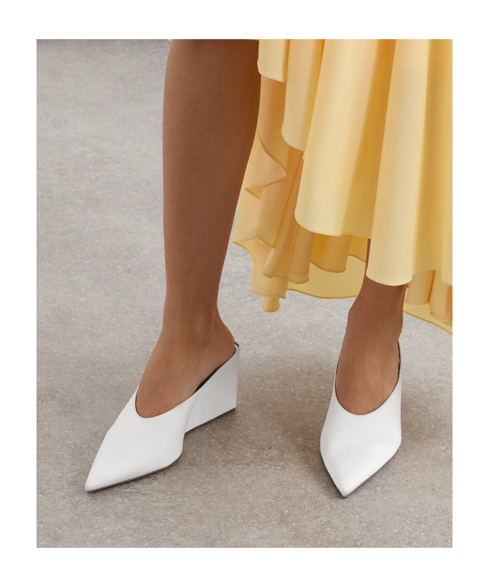 Alaïa Satin Point-toe Wedge Mules In White