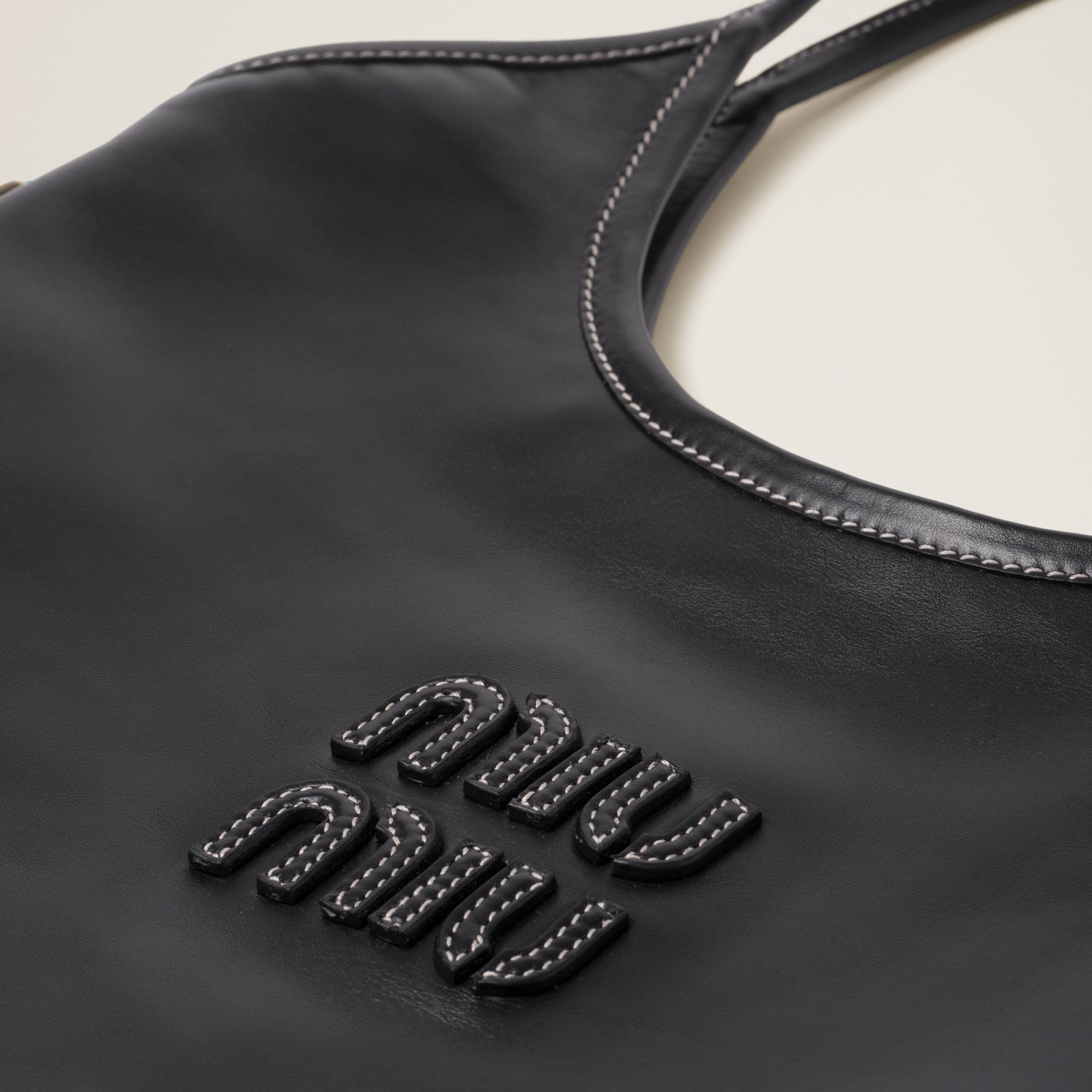 Miu Miu Ivy Leather Tote Bag In Black