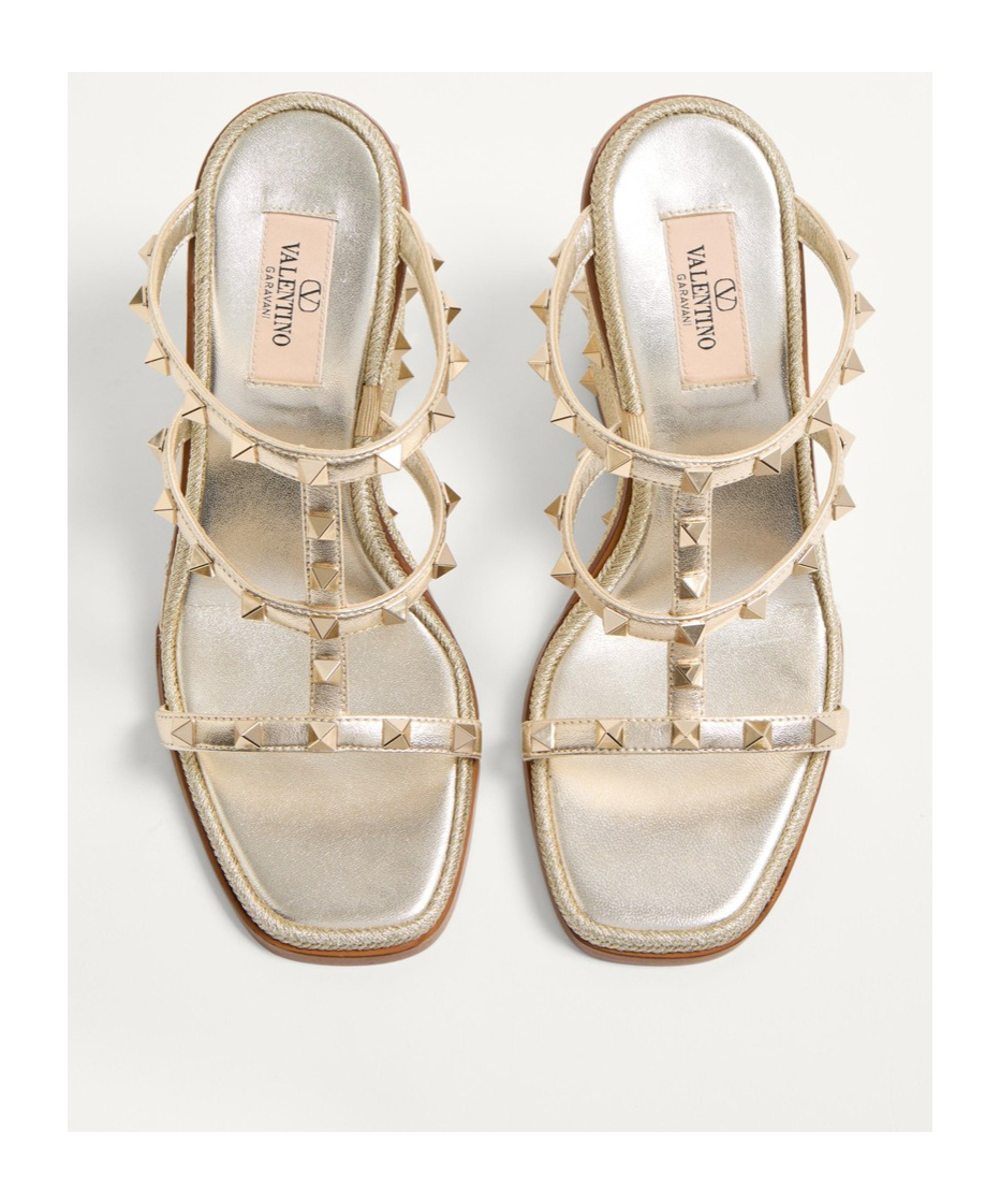 Valentino Garavani Rockstud Wedge Sandal In Laminated Nappa With Cornely Embroidery 100mm Woman Plat In Nude