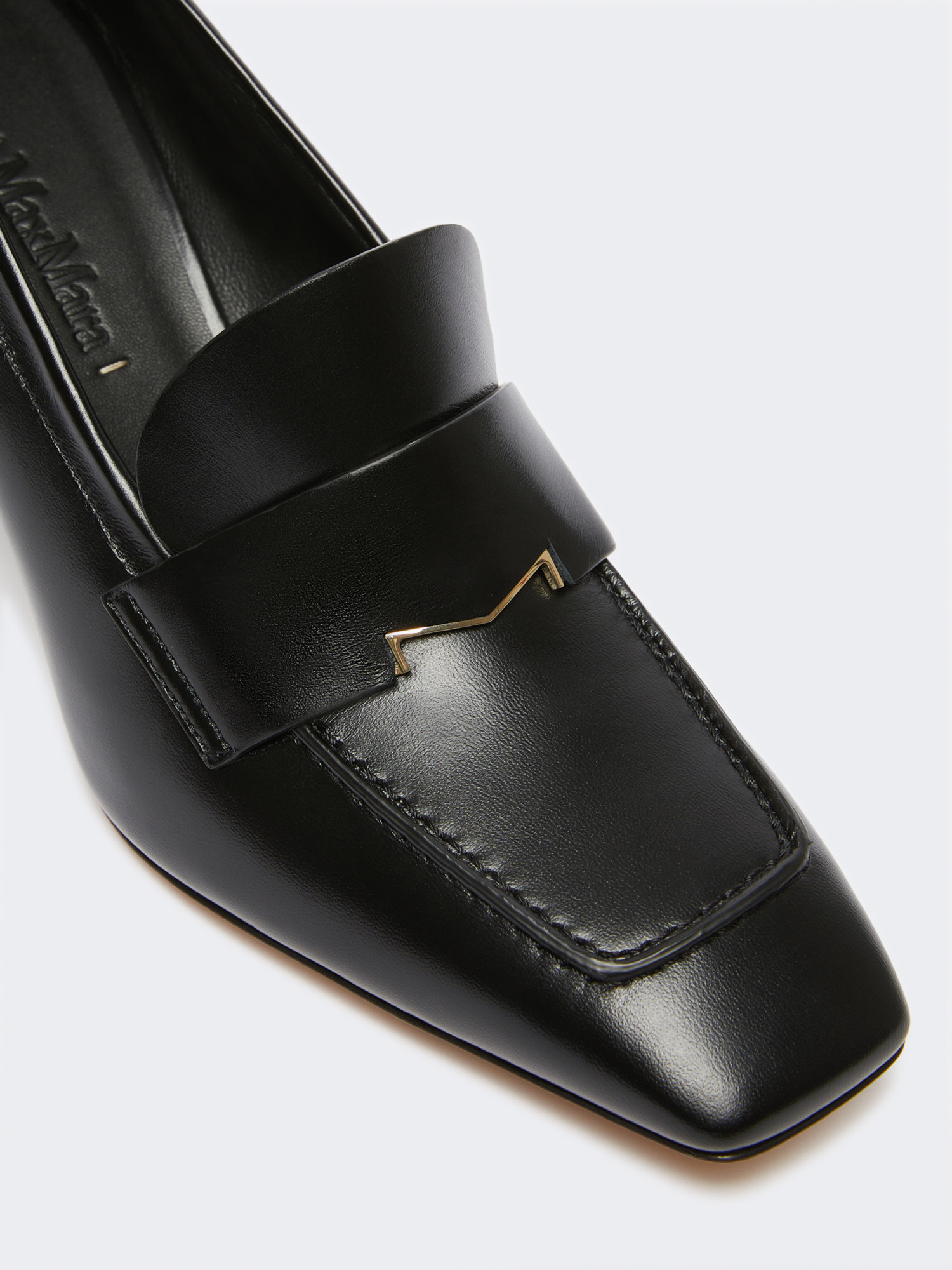 Max Mara Leather Loafers With Heel In Black