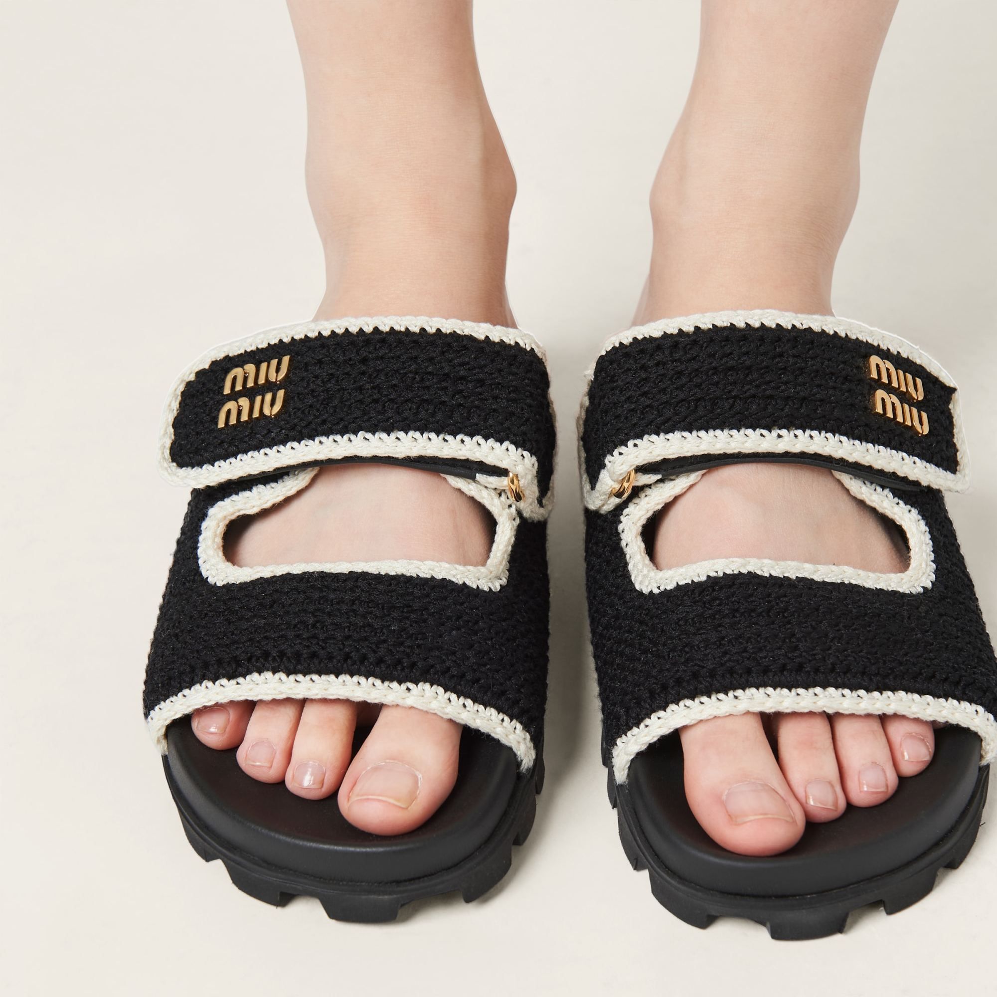 Miu Miu Bicolor Crochet Grip Slide Sandals In Black