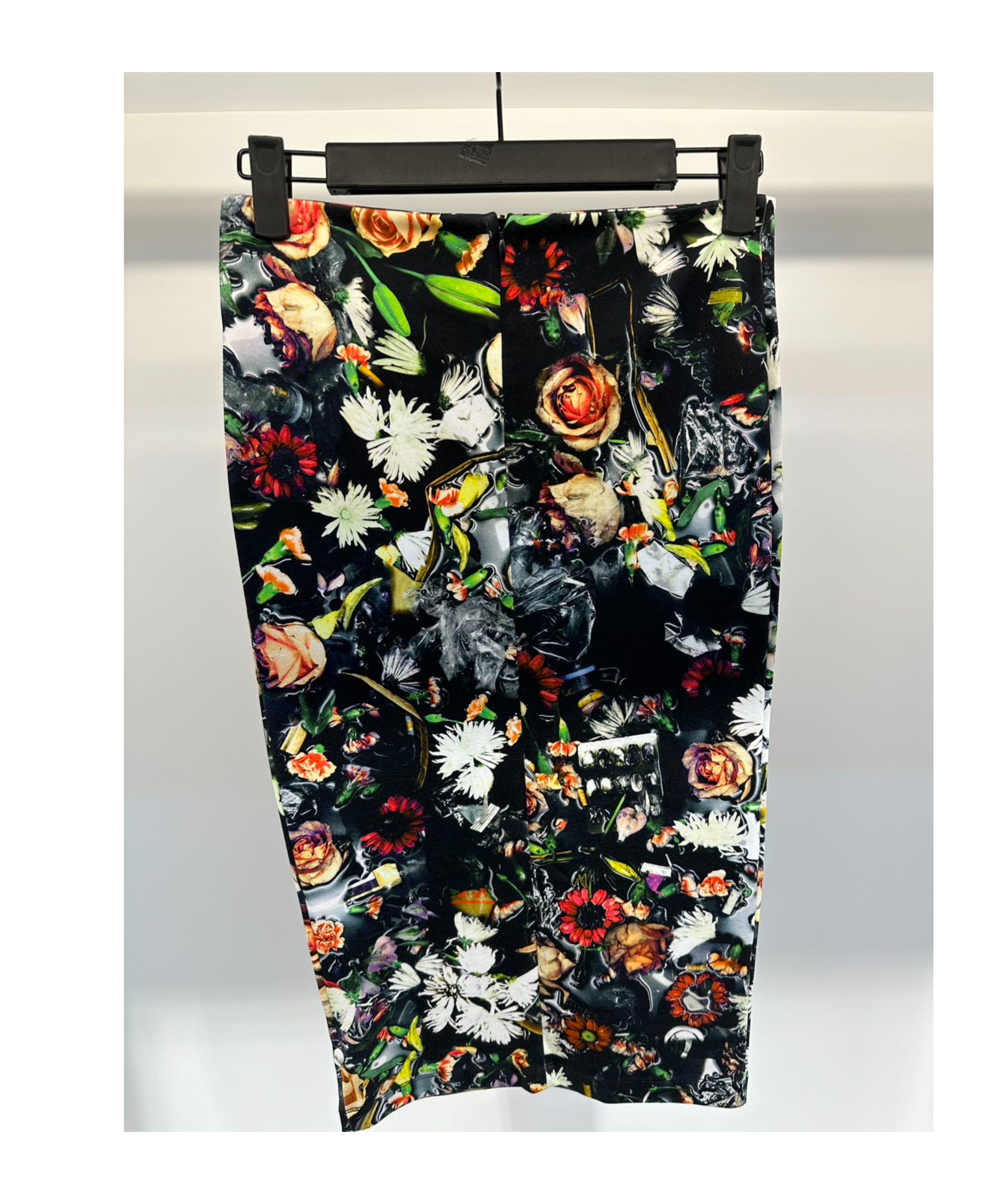 Mcq By Alexander Mcqueen Floral Pattern Skirt In Black