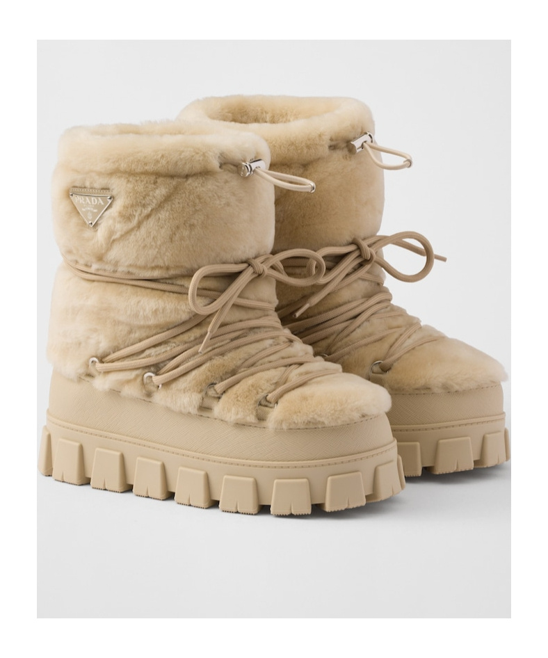 Prada Après-ski-stiefeletten Aus Lammfell In True Color
