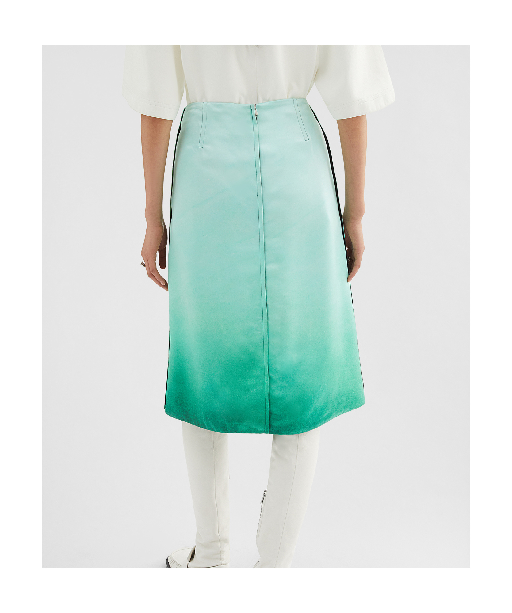 Jil Sander Knee-length Heavy Viscose Satin Printed Skirt In Black