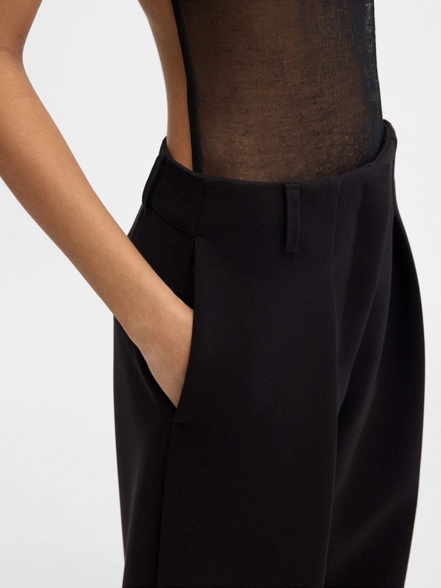 Jacquemus Le Pantalon Ovalo Pleated Wide-leg Trousers