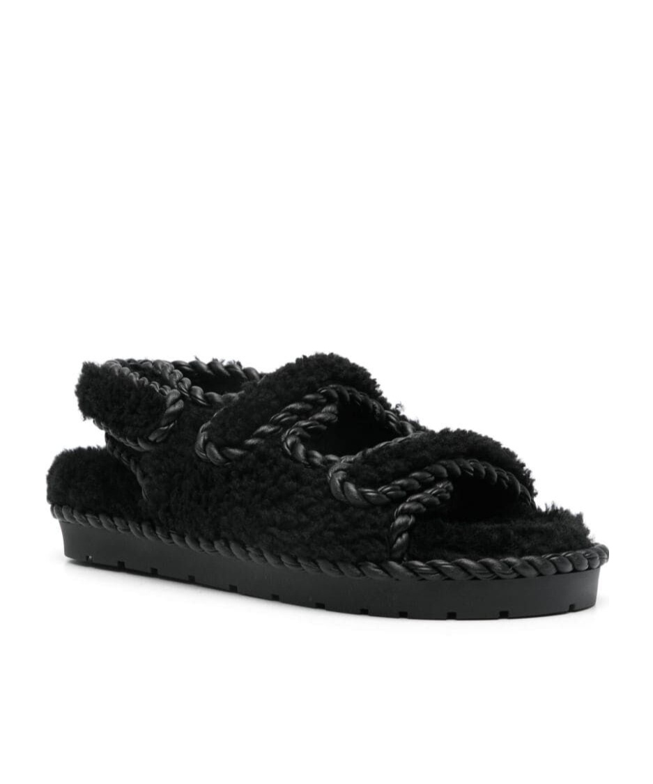 Bottega Veneta Round-headed Flat Sandals In Black