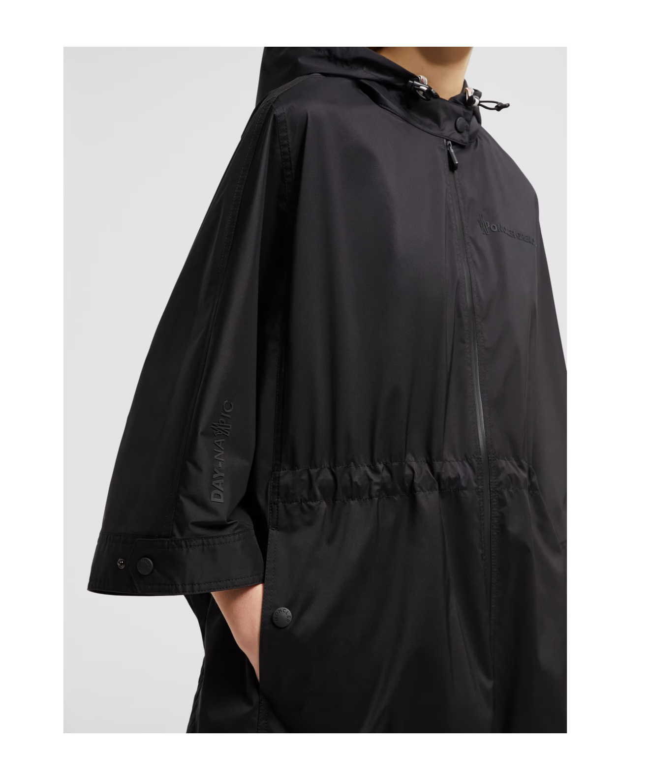Moncler Hooded Casual Jacket In Black
