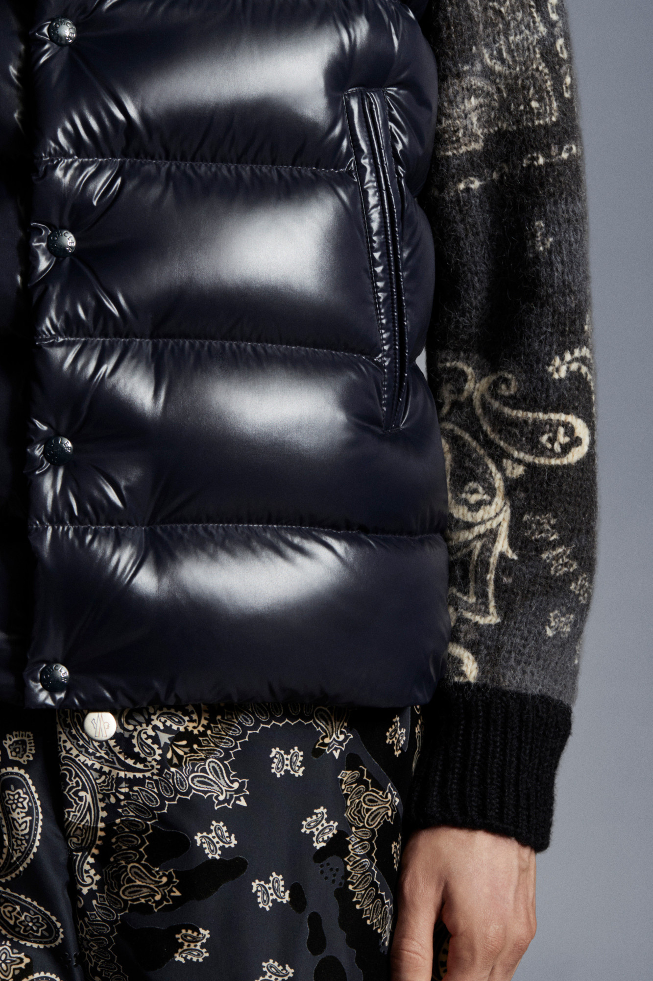 Moncler Sleeveless Puffer Jacket In Blue