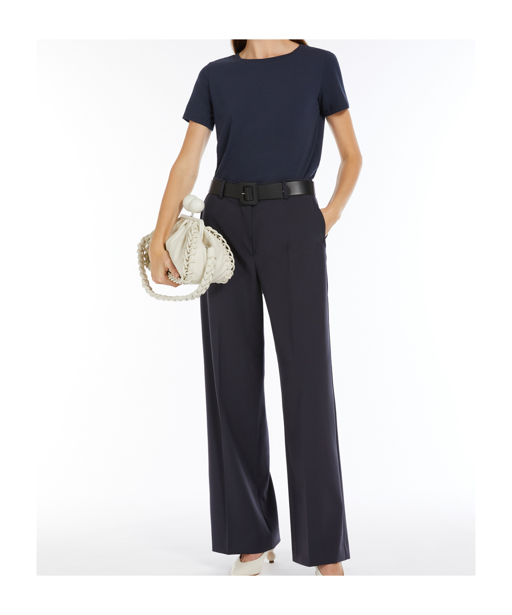Weekend Max Mara Item O-neck Short-sleeved T-shirt In Black