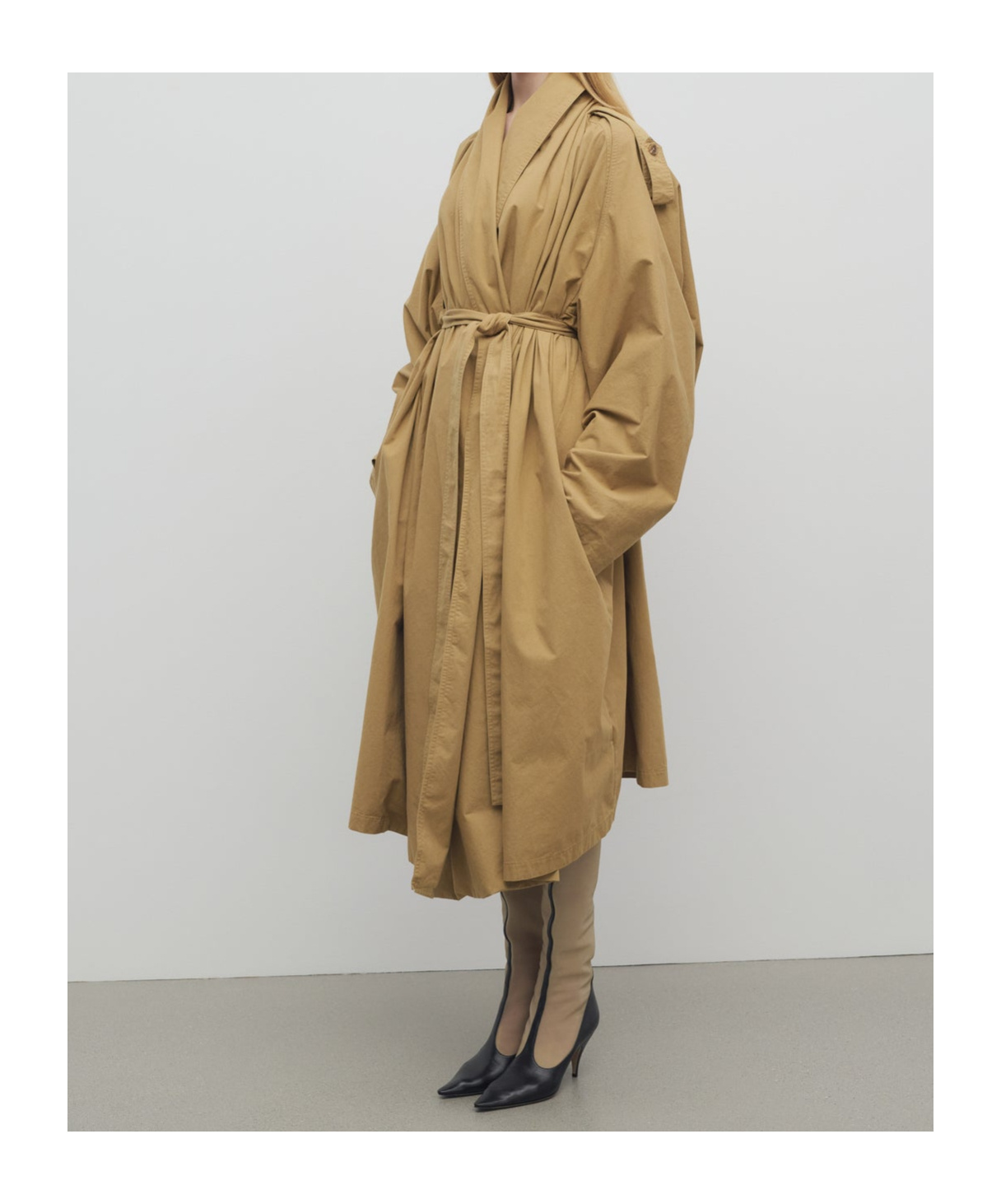 The Row Pami Gabardine Trench Coat In Brown