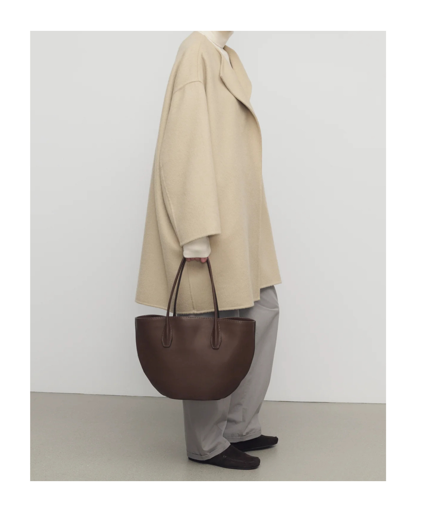 The Row Verlain Cashmere Coat In Neutral