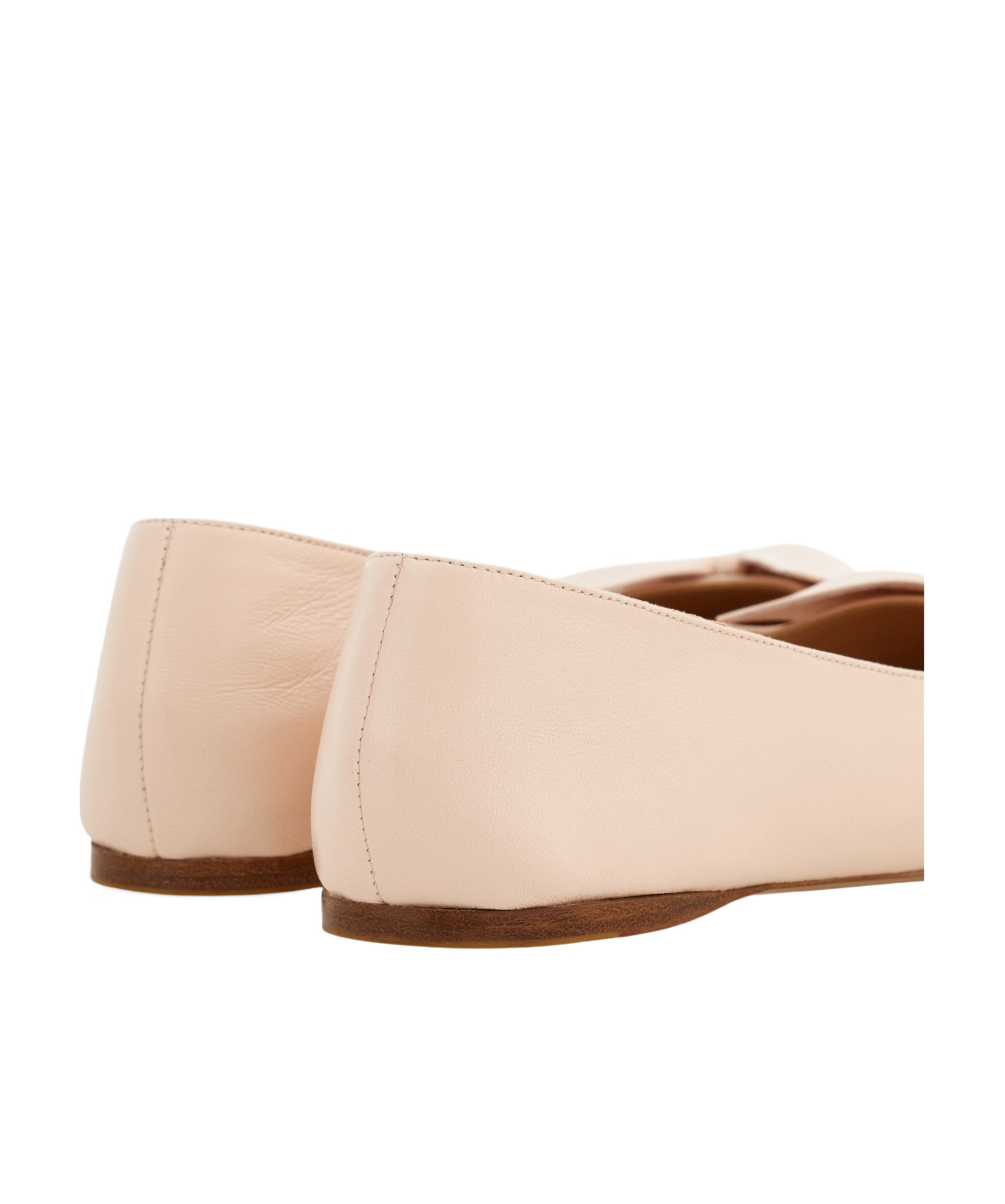 Ferragamo Gwen Pointed-toe Leather Flats In Pink