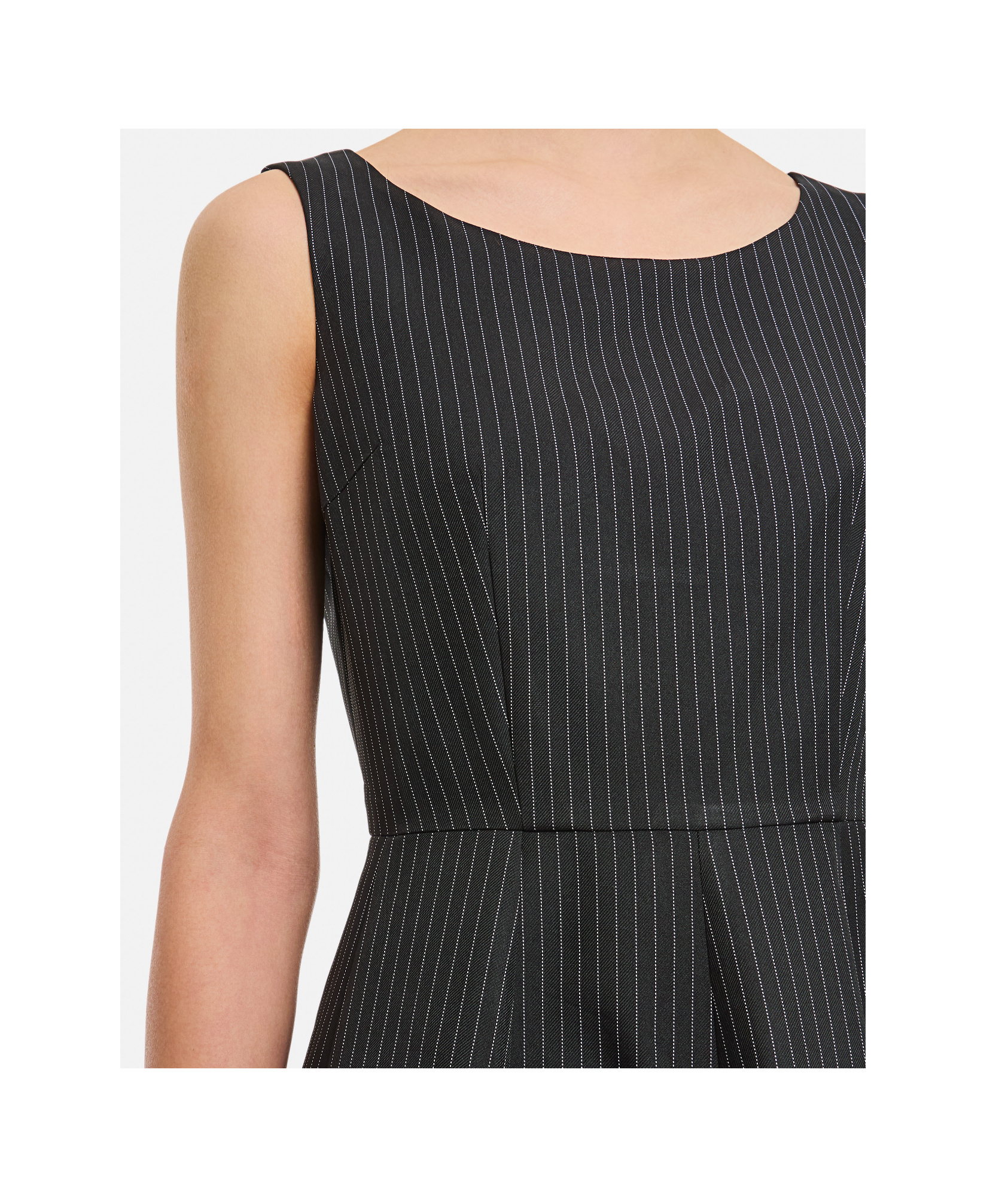 COMME DES GARÇONS COMME DES GAR�ONS COMME DES GAR�ONS	PINSTRIPED SLEEVELESS DRESS 