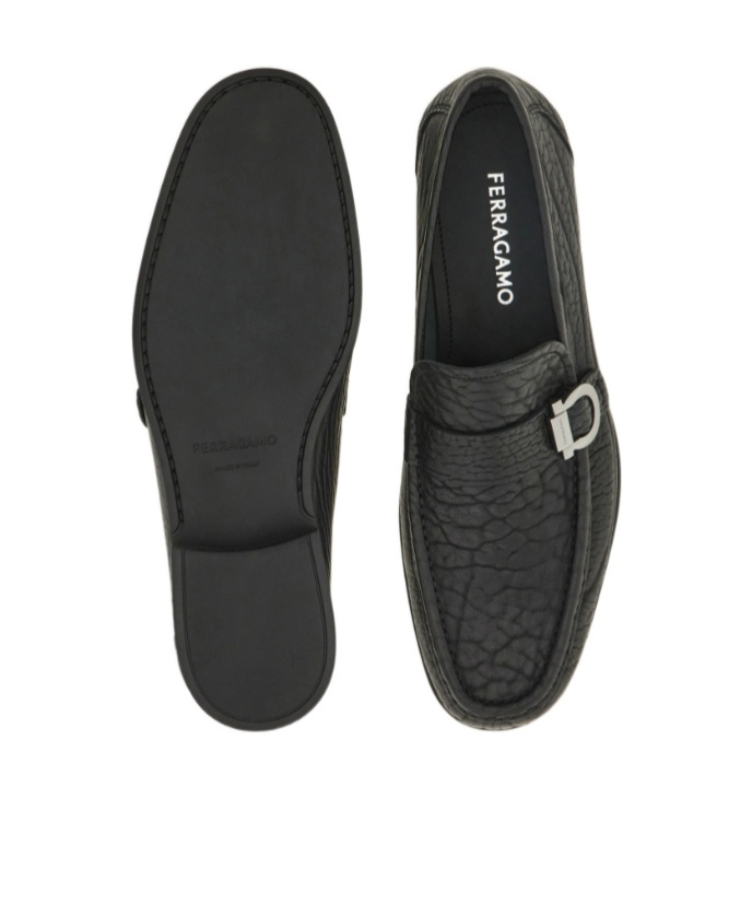 Ferragamo Leather Caspian Loafers In Black