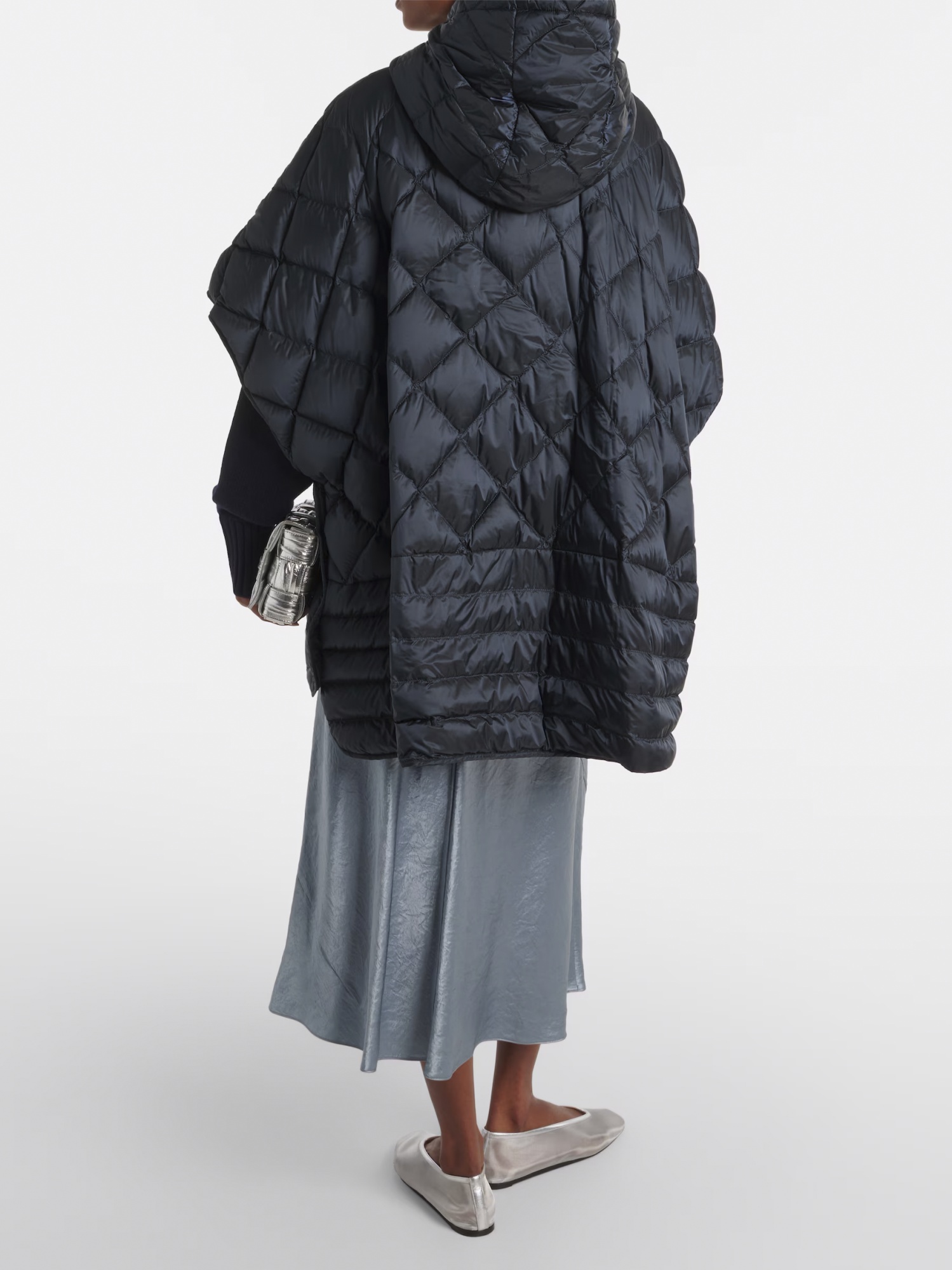 Max Mara Down The Cube Quilted Jacket In Black