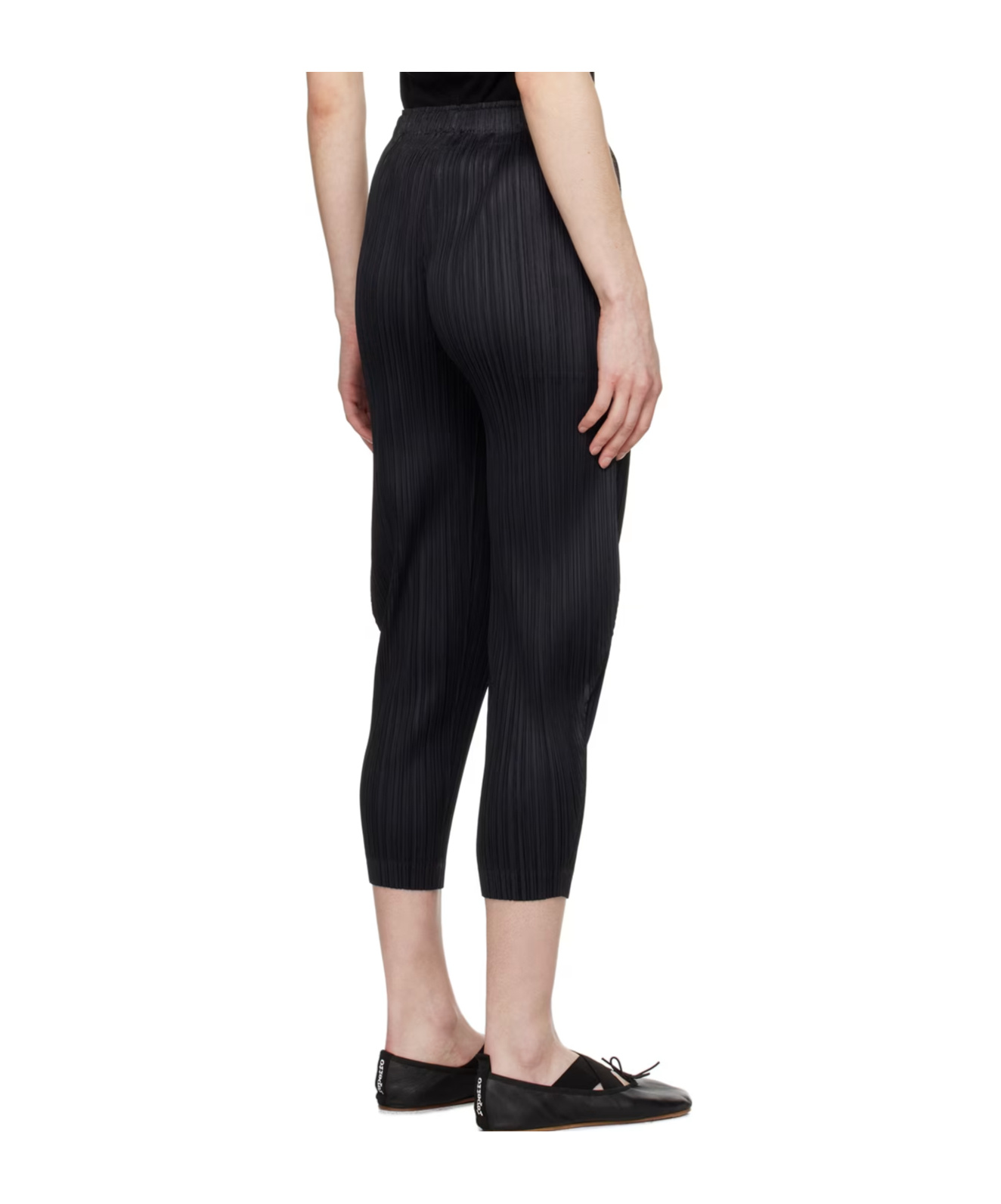 Shop Issey Miyake Elastic Waist Casual Pants In Black