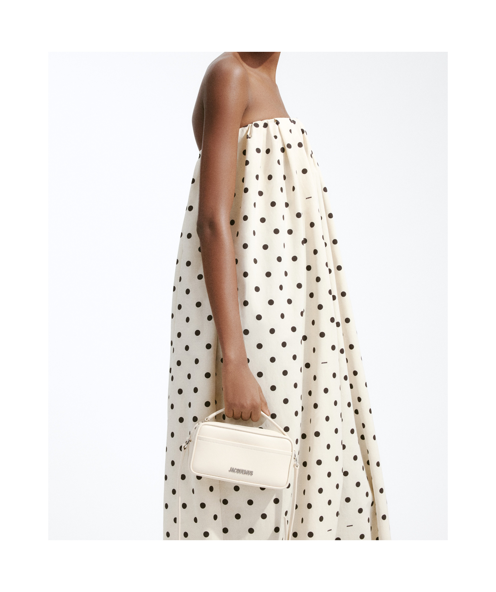 Jacquemus Zippered Crossbody Bag In Nude
