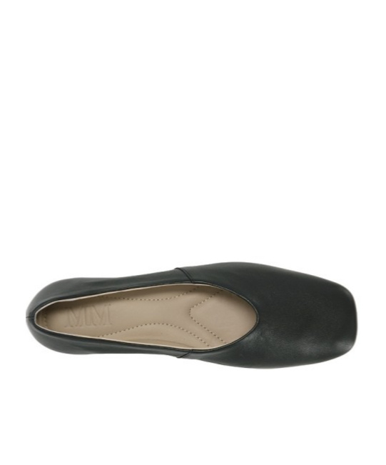 Max Mara Square Toe Flats In Black