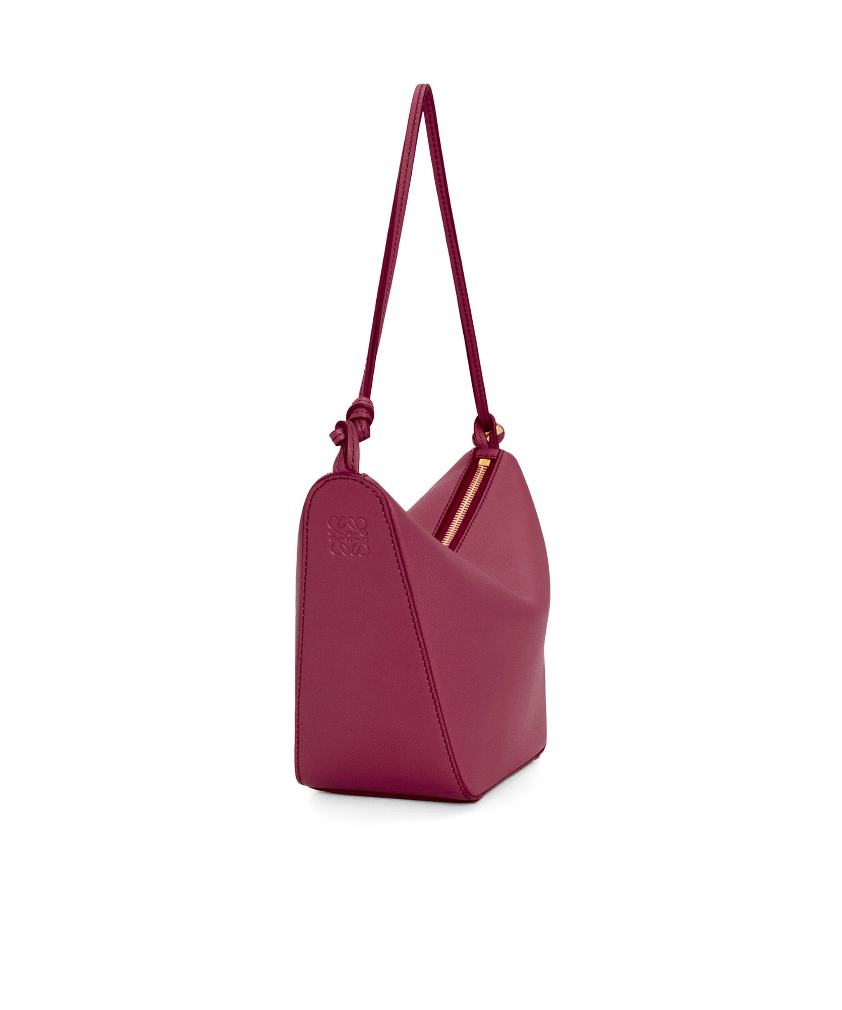 Loewe Hammock Drawstring Small Leather Shoulder Bag In Red