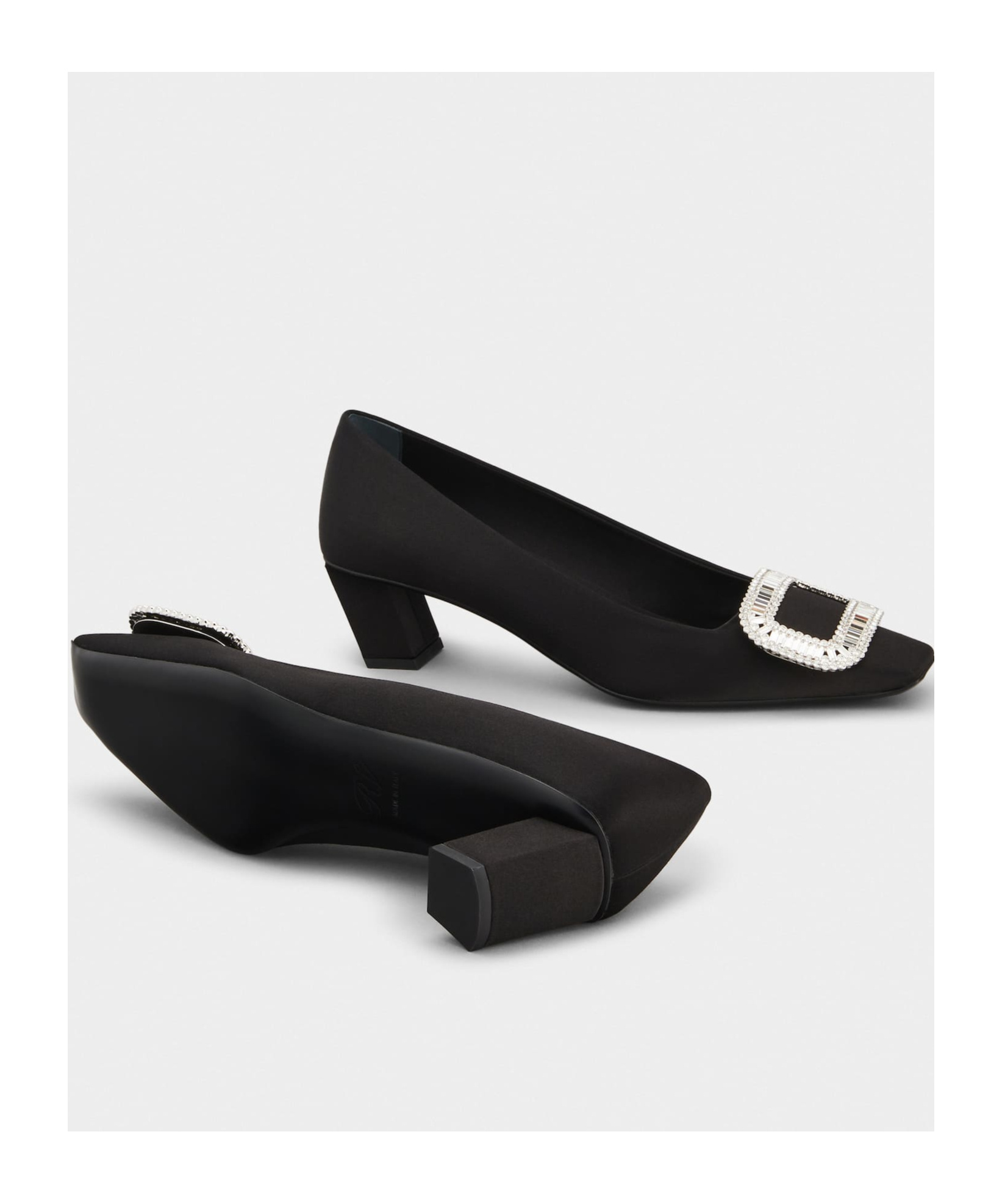 Roger Vivier Belle Vivier Pumps In Black