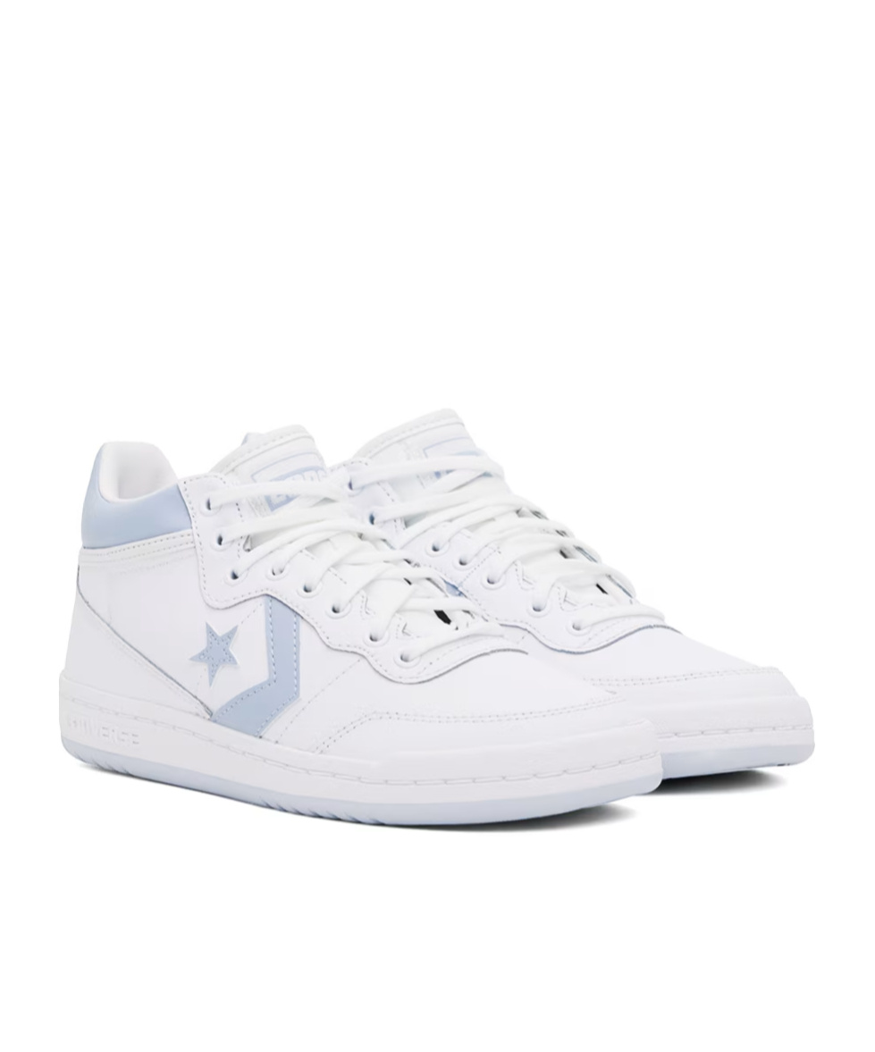 Converse Logo Lacing Sneakers In White
