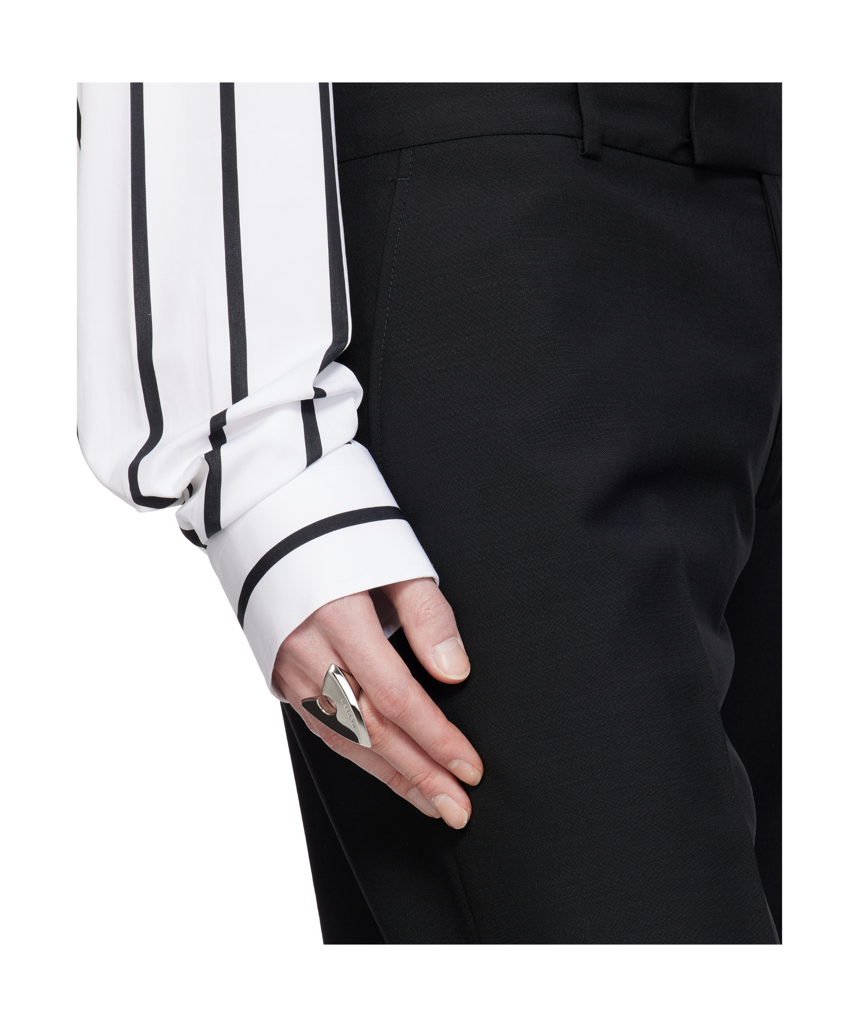 Alexander Mcqueen Silver Arrow Ring In Silver