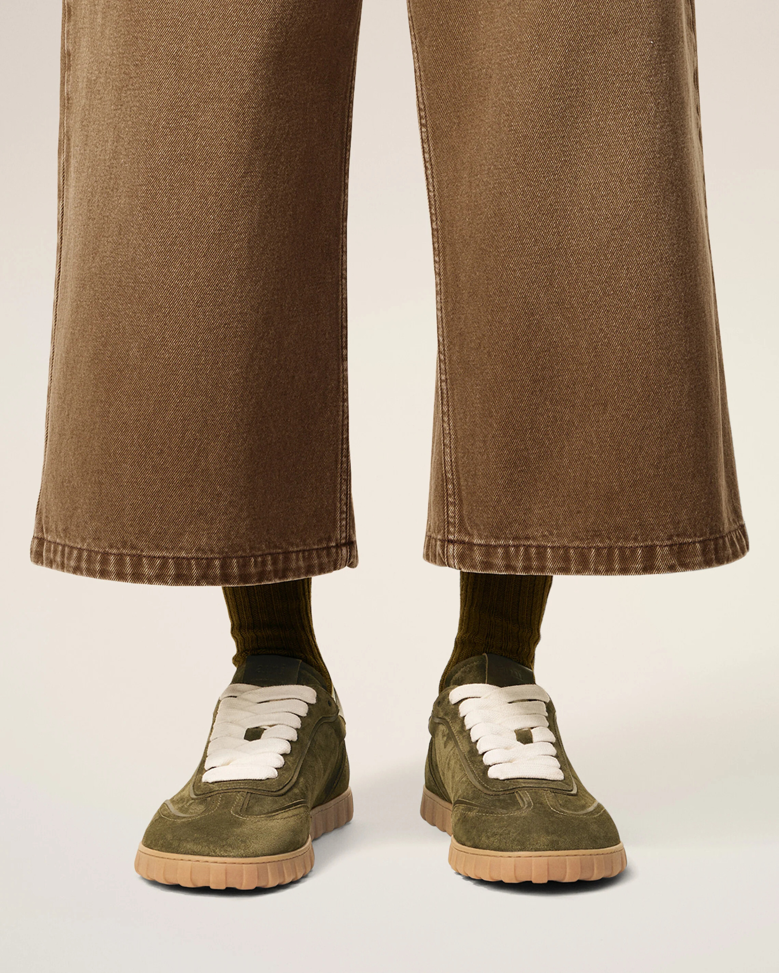 Ami Alexandre Mattiussi Round Toe Low-top Casual Shoes In Green