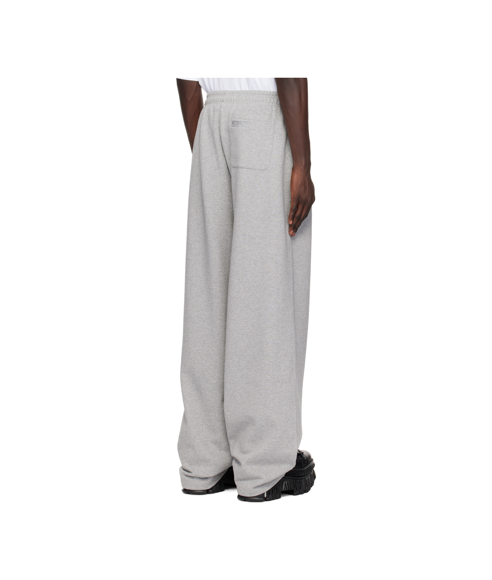 Vetements Gray Embroidered Logo Sweatpants In Gray