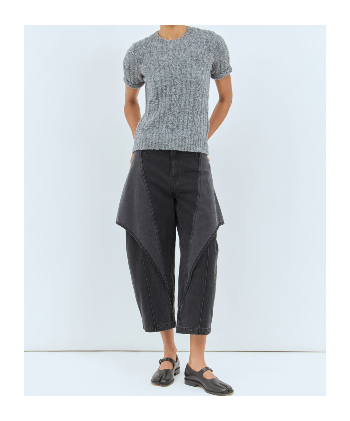 Jw Anderson Cable-knit Short Sleeve T-shirt In Gray