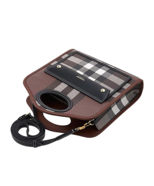 Burberry Logo Printed Checked Tote Bag In Black