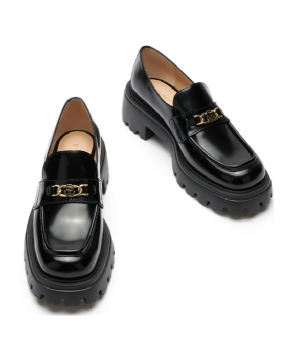 Stuart Weitzman Square Head Loafer Shoes In Black