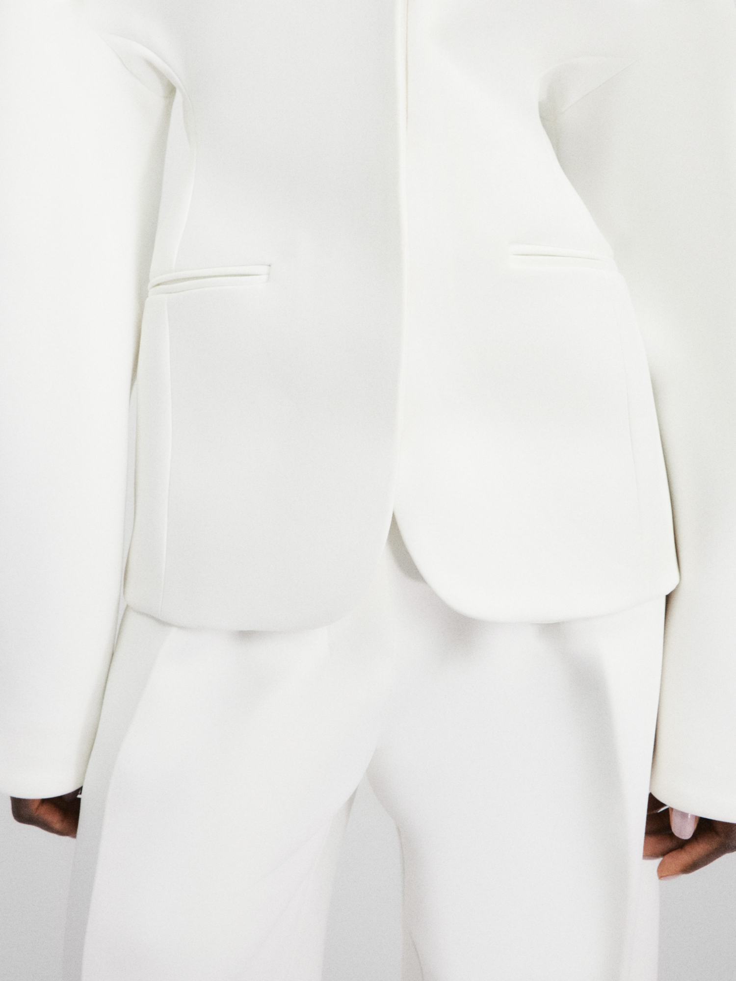 Jacquemus Fitted Jacket In White