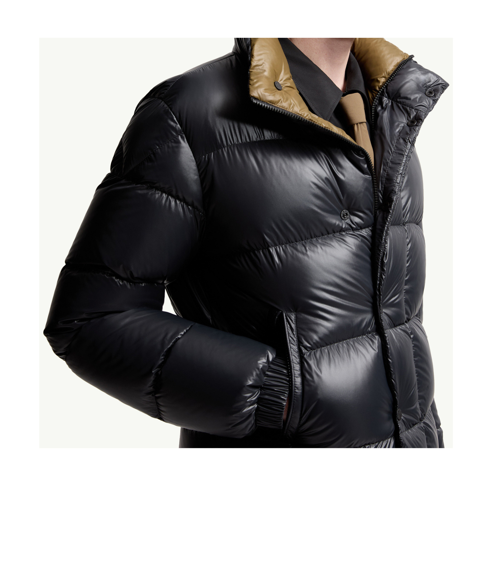 Moncler Men Tripiti Short Down Jacket Navy In Black