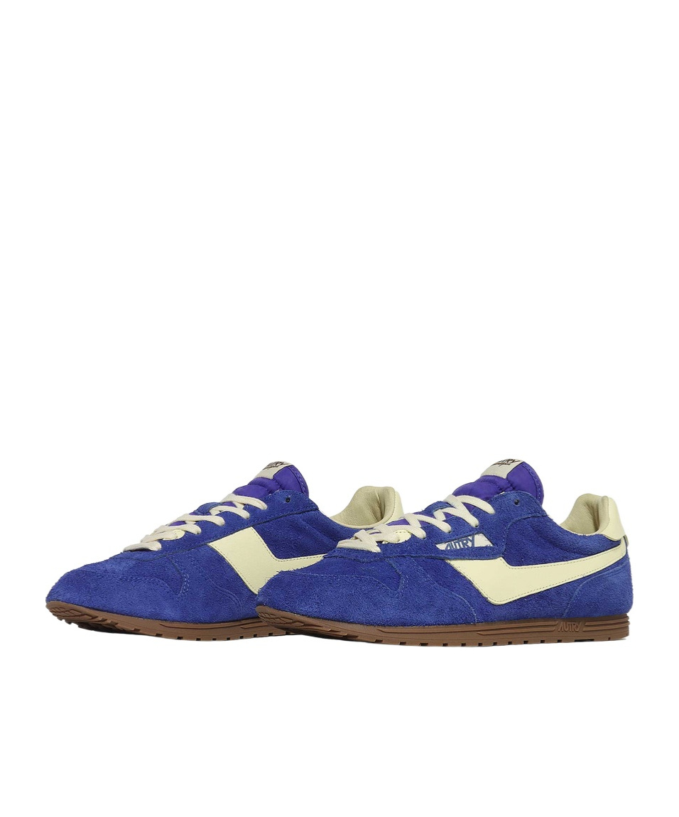 Autry Lace Up Sneakers In Blue
