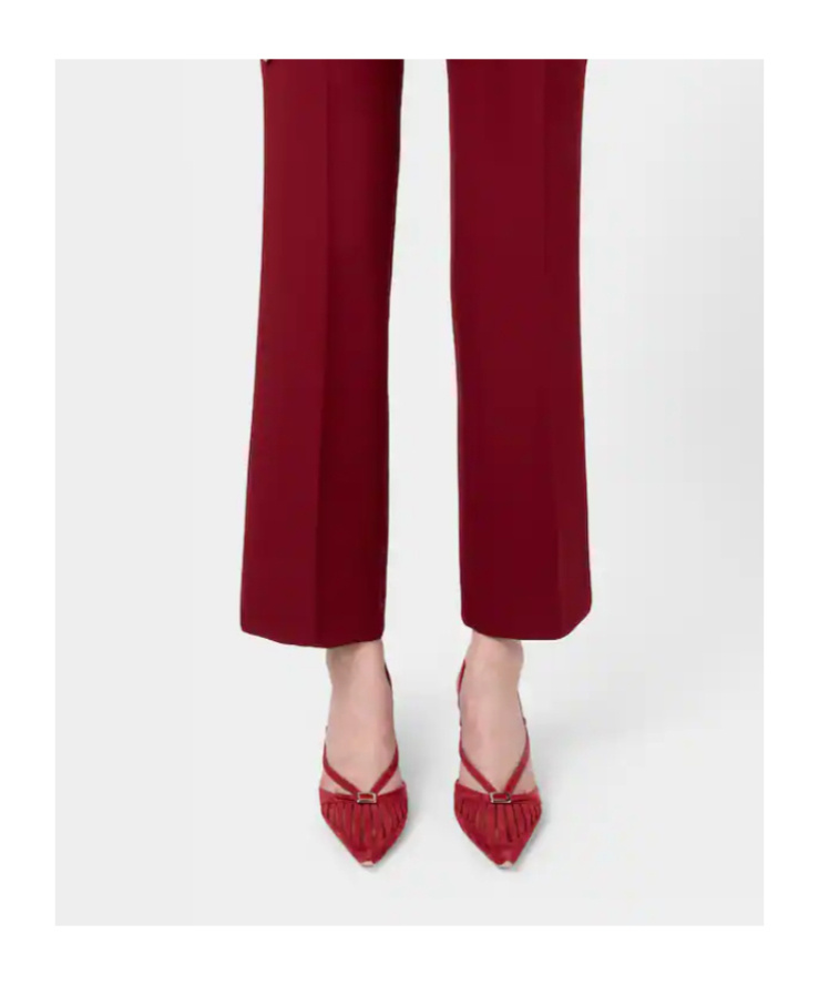 Roger Vivier Escarpins Dorsay Virgule En Cuir Velours In Red