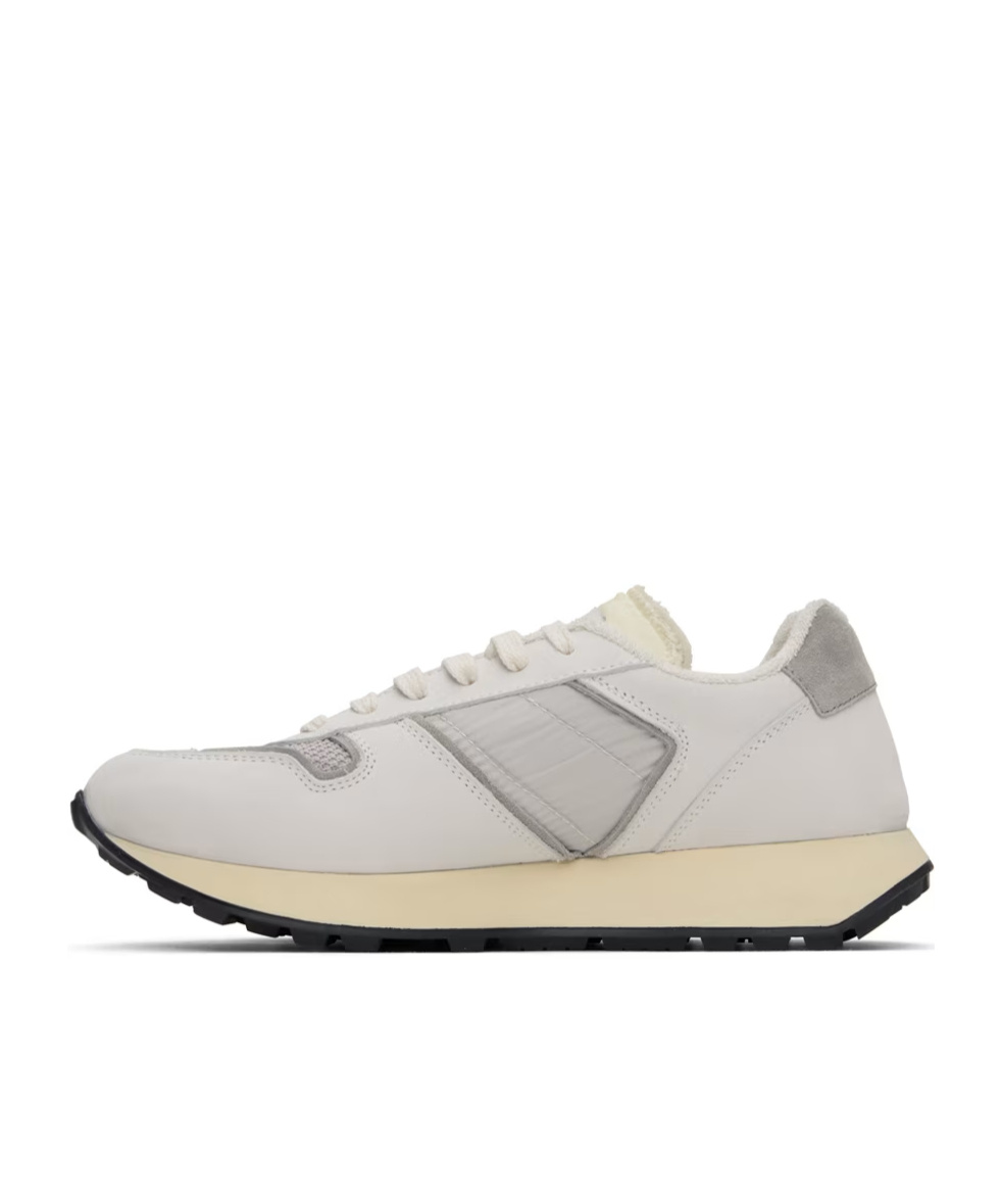 Common Projects Round Head Lacing Casual Sneakers In White